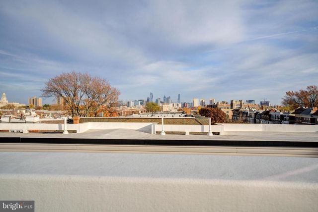 5005 WALNUT ST, Philadelphia, PA 19139