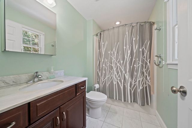 615 Front St, Weymouth, MA 02188
