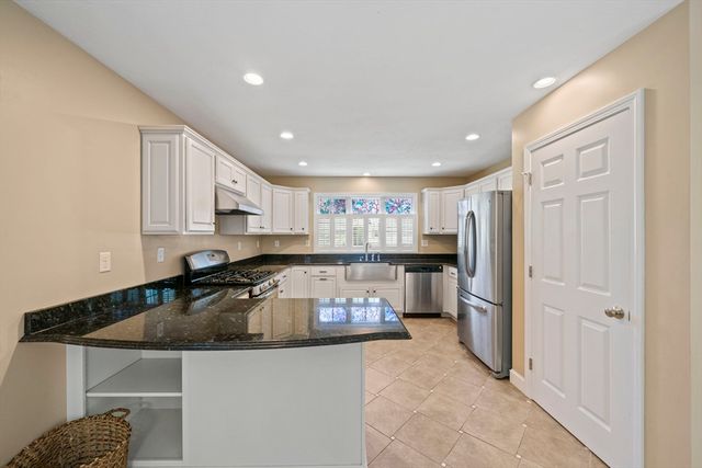 615 Front St, Weymouth, MA 02188