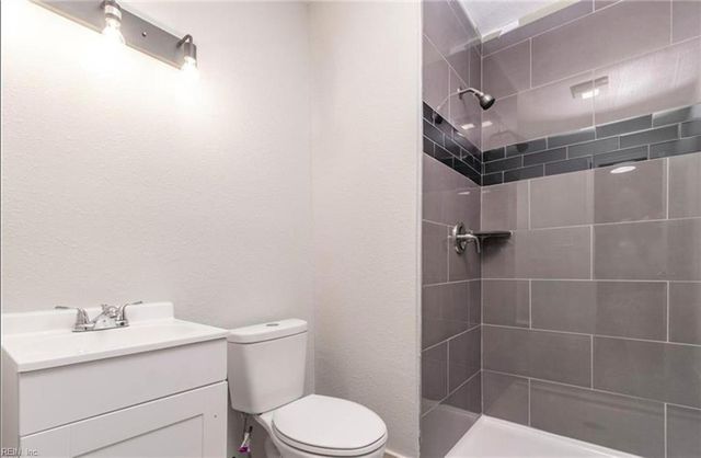 621 Fairland AVE, Hampton, VA 23661