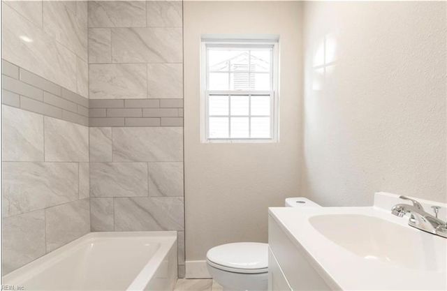 621 Fairland AVE, Hampton, VA 23661