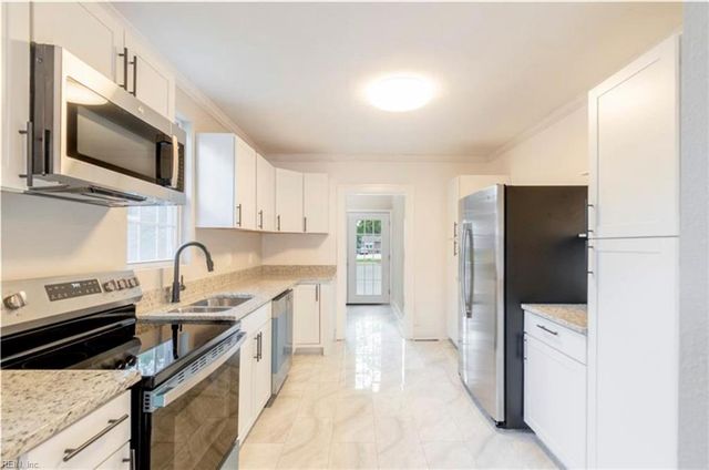 621 Fairland AVE, Hampton, VA 23661