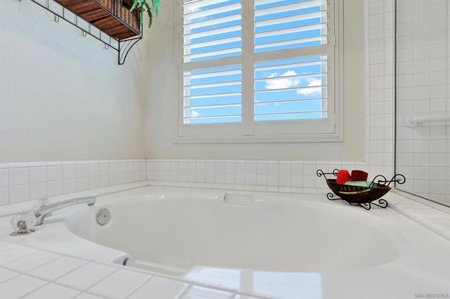 1361 Gilmore Place, Escondido, CA 92026