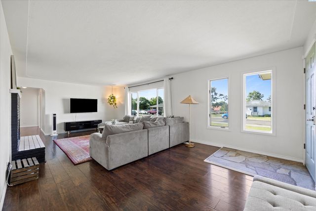 2015 Benson Avenue, Prosser, WA 99350