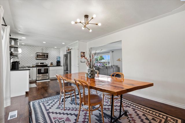 2015 Benson Avenue, Prosser, WA 99350