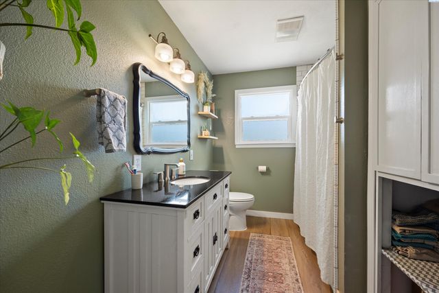 2015 Benson Avenue, Prosser, WA 99350