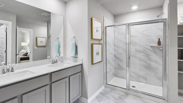 6109 Green Meadows Lane, Oklahoma City, OK 73132
