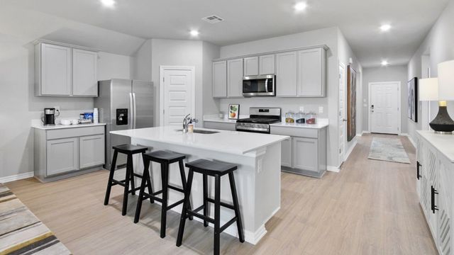 6109 Green Meadows Lane, Oklahoma City, OK 73132