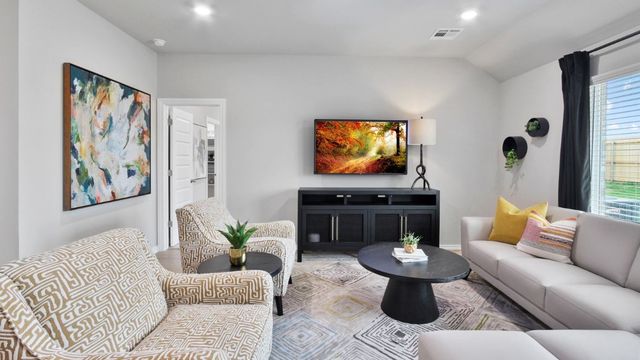 6109 Green Meadows Lane, Oklahoma City, OK 73132