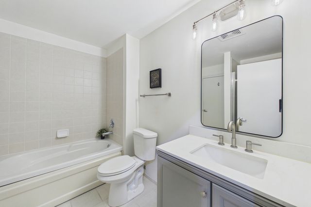 111 S Morgan Street 501, Chicago, IL 60607