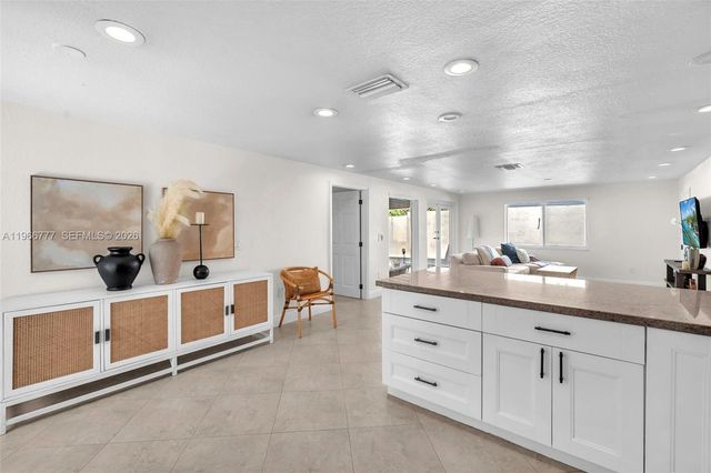 634 SW 63rd Ave, Miami, FL 33144