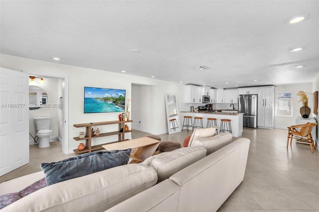 634 SW 63rd Ave, Miami, FL 33144