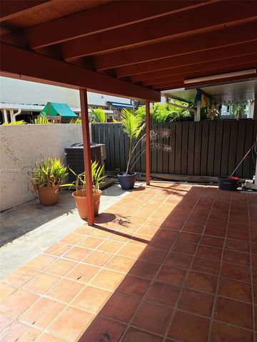 8541 NW 7th St 32, Miami, FL 33126