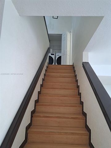 8541 NW 7th St 32, Miami, FL 33126