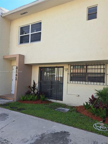 8541 NW 7th St 32, Miami, FL 33126