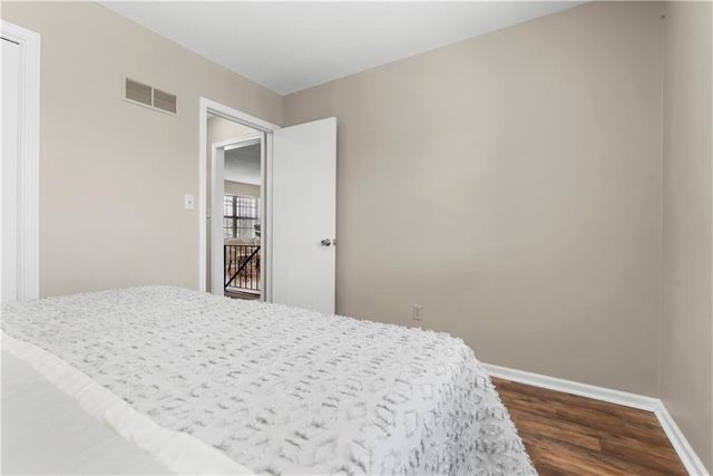 3831 Grant Street, Lee's Summit, MO 64064