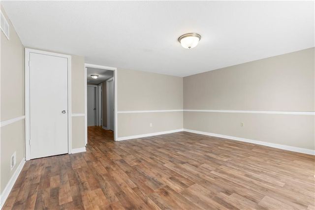 3831 Grant Street, Lee's Summit, MO 64064