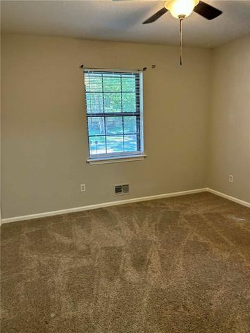 3831 Grant Street, Lee's Summit, MO 64064