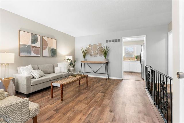 3831 Grant Street, Lee's Summit, MO 64064