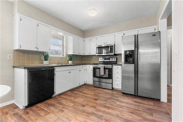 3831 Grant Street, Lee's Summit, MO 64064