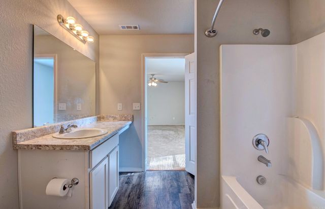 5032 Woodstream Drive, Alexander, AR 72002