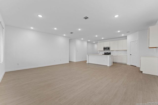 1883 Nuthatch Ridge, New Braunfels, TX 78130