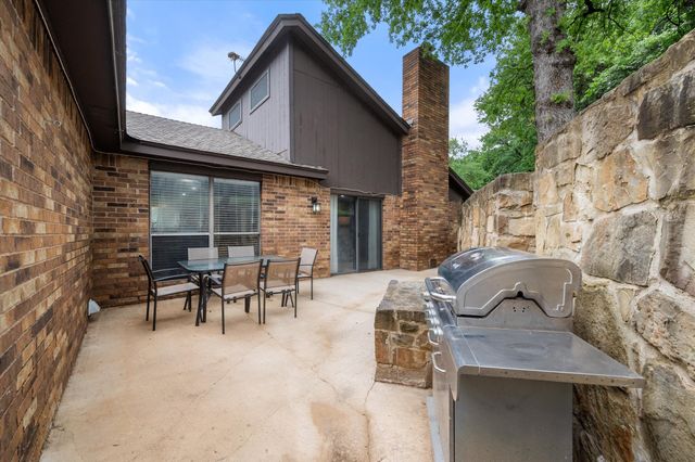 1602 Brunson Court, Arlington, TX 76012