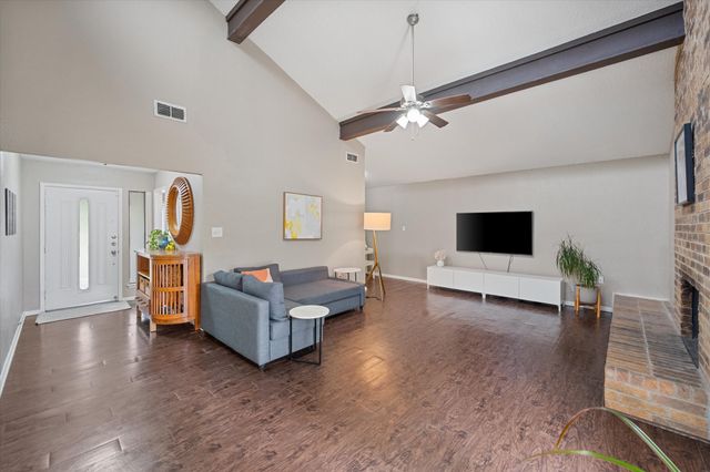 1602 Brunson Court, Arlington, TX 76012