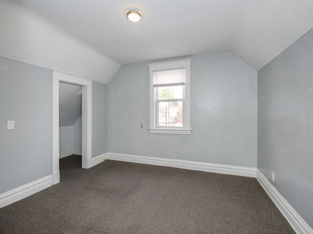 1721 Egleston Avenue, Kalamazoo, MI 49001