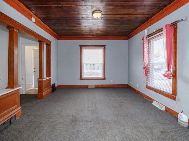 1721 Egleston Avenue, Kalamazoo, MI 49001