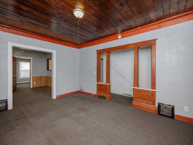 1721 Egleston Avenue, Kalamazoo, MI 49001