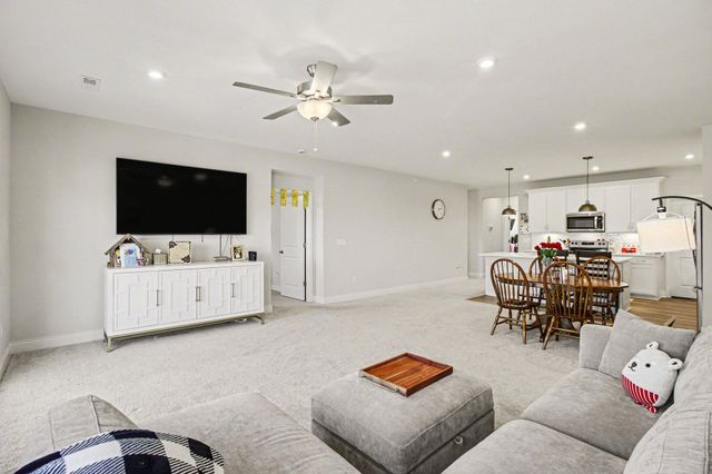 312 Cornwall Drive, Florence, KY 41042