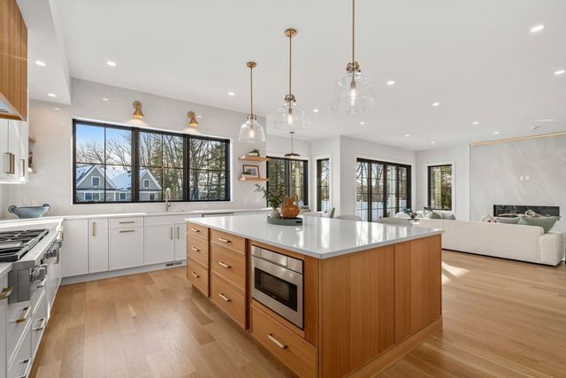 190 Brookline Street, Needham, MA 02492