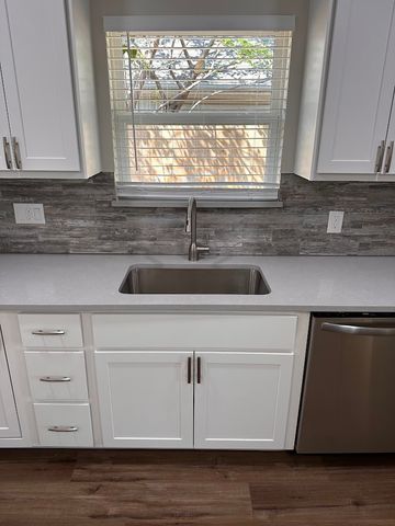 2143 Gilford Street, Dallas, TX 75235