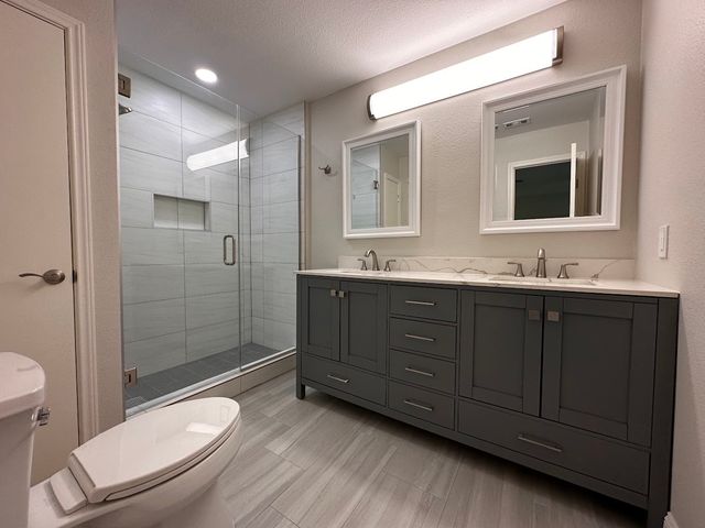 2143 Gilford Street, Dallas, TX 75235