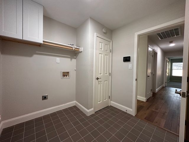 2143 Gilford Street, Dallas, TX 75235