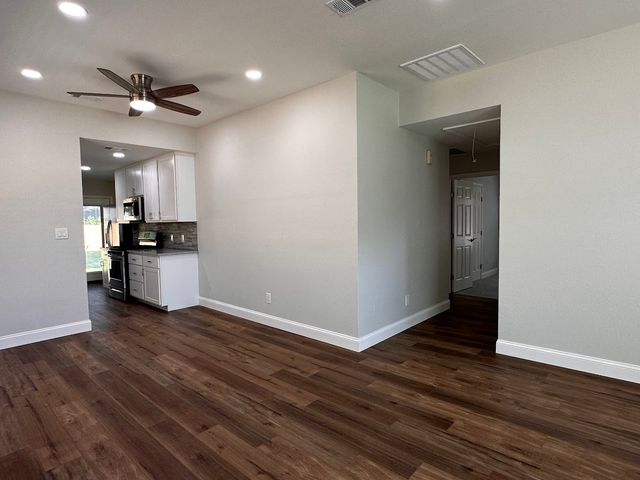 2143 Gilford Street, Dallas, TX 75235