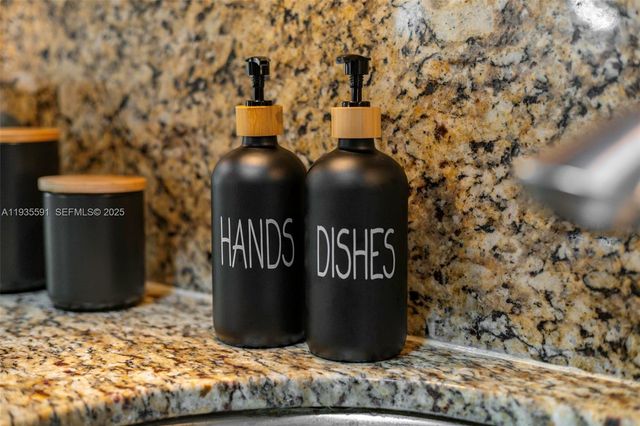 1125 NE 16th Pl 209, Fort Lauderdale, FL 33305