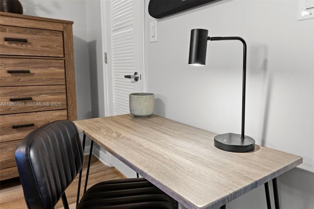 1125 NE 16th Pl 209, Fort Lauderdale, FL 33305