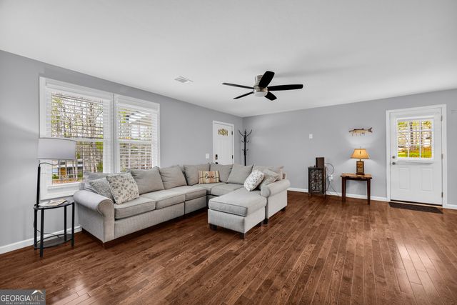 455 Lake View Drive, Lavonia, GA 30553