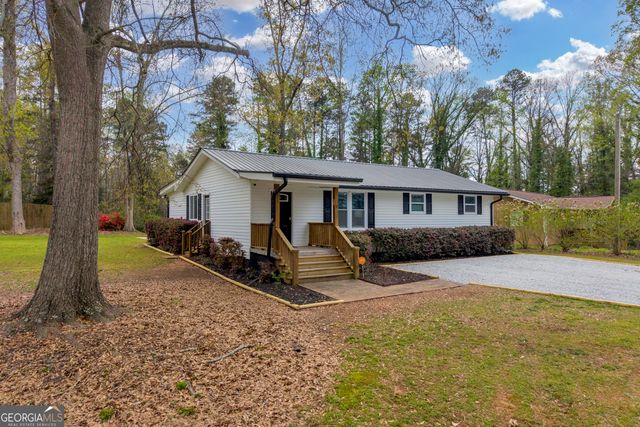 455 Lake View Drive, Lavonia, GA 30553