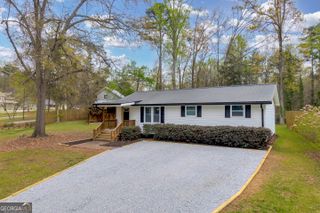 455 Lake View Drive, Lavonia, GA 30553