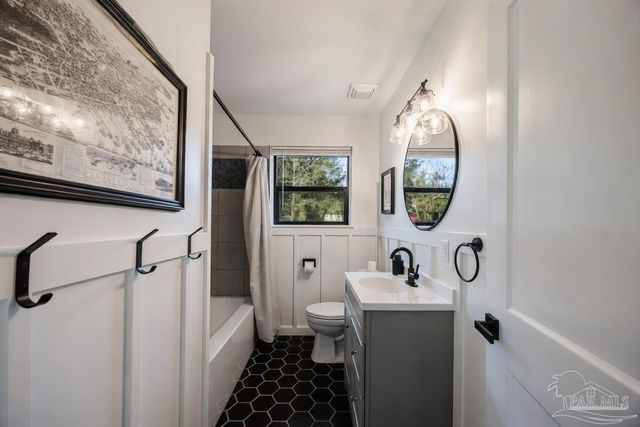 1228 Stow Ave, Pensacola, FL 32503