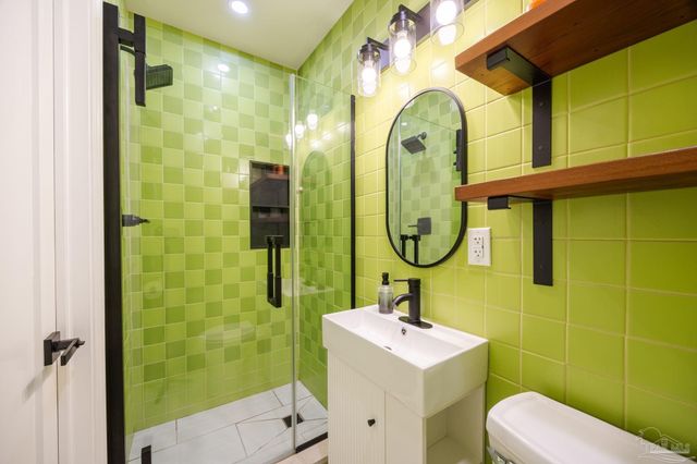 1228 Stow Ave, Pensacola, FL 32503