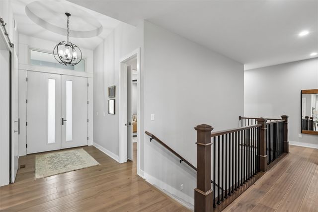 3962 NW 181st Street, Clive, IA 50325