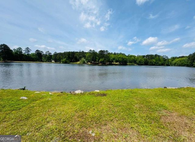 2363 Hi Roc Circle NE, Conyers, GA 30012