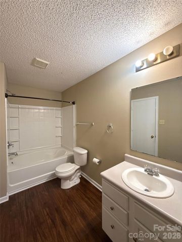 2043 Dunsmore Lane, Waxhaw, NC 28173