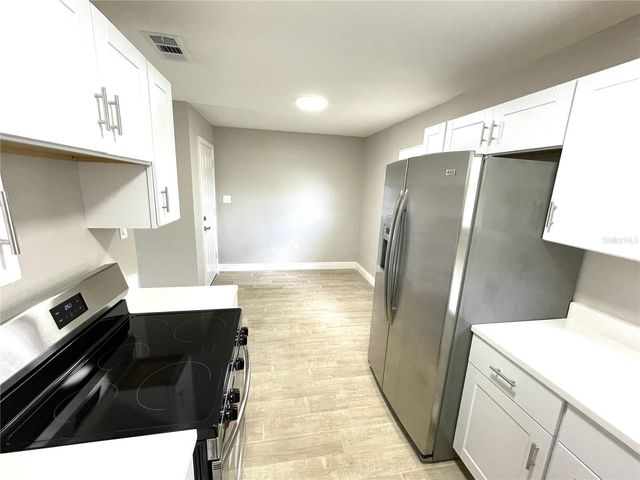 8310 CROTON AVENUE, Tampa, FL 33619