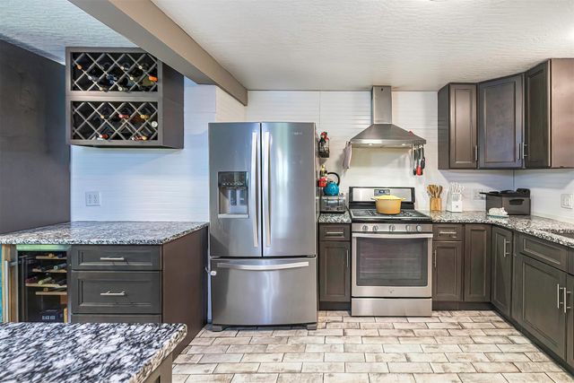 12081 ANGLING Road, Edinboro, PA 16412