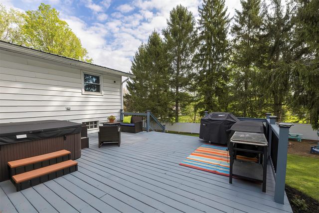 12081 ANGLING Road, Edinboro, PA 16412